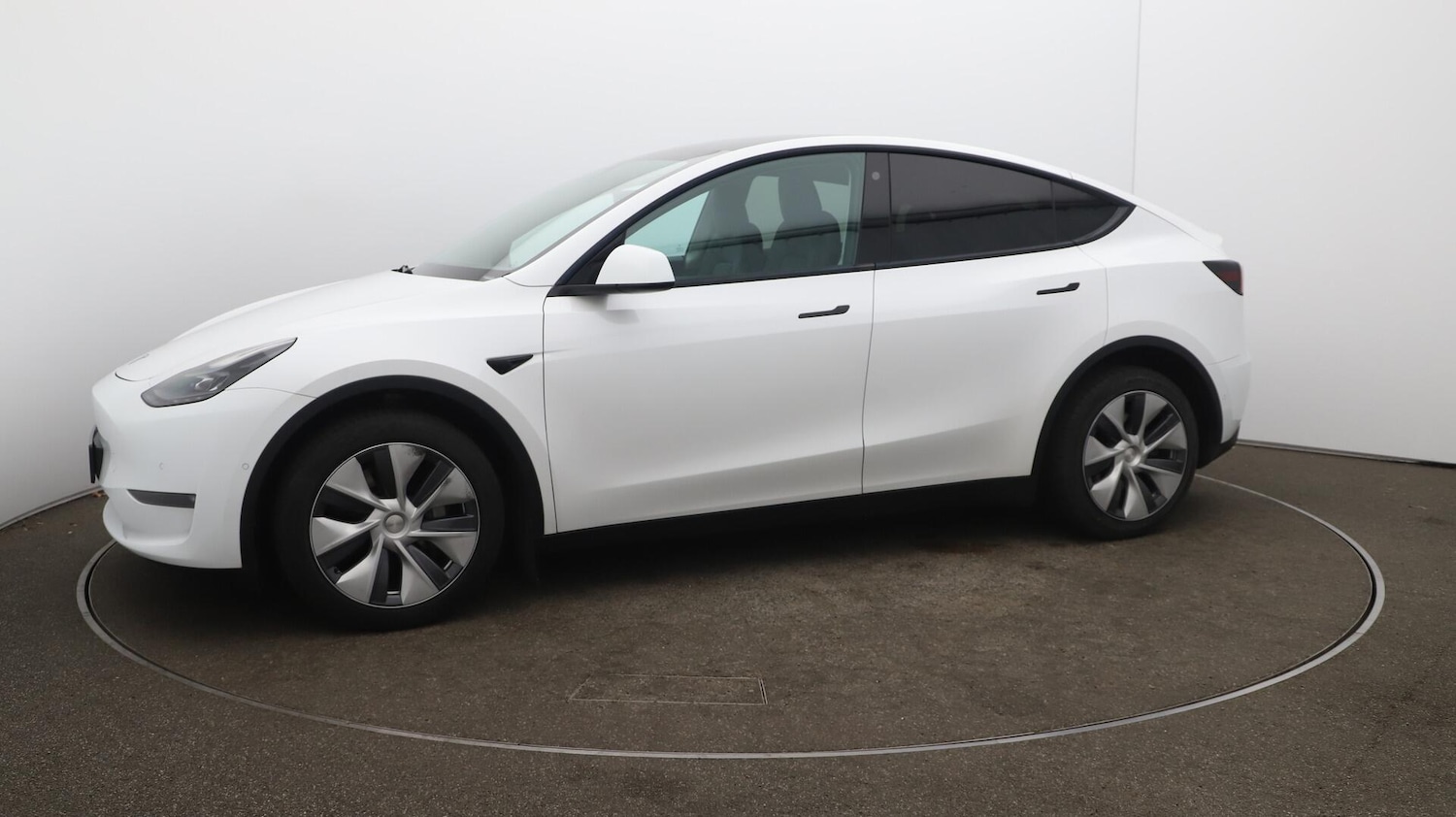 Used Tesla Model Y 2022 for sale - 76175604: Photo 67