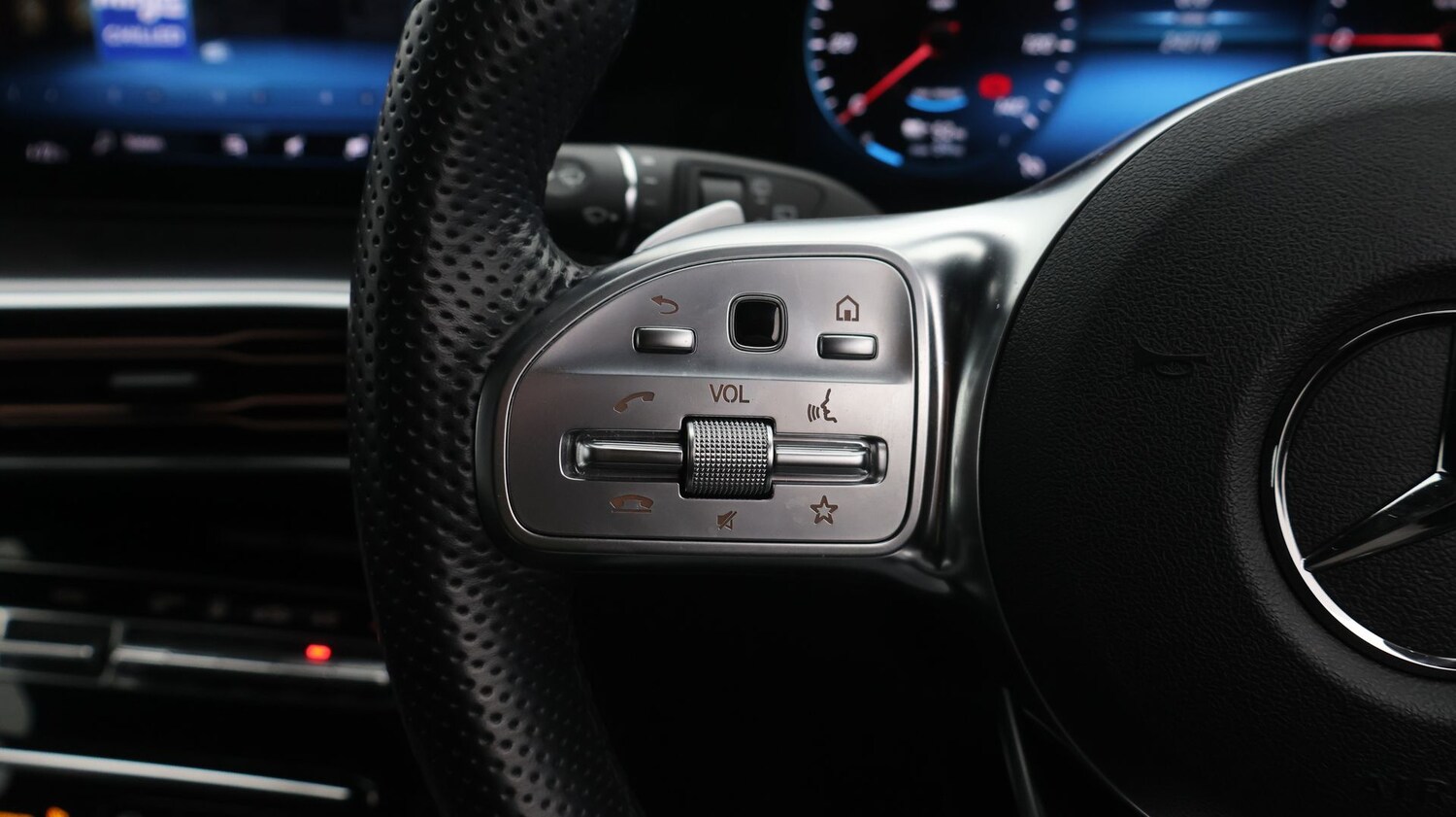 Used Mercedes-Benz EQC 2022 for sale - 77251022: Photo 27