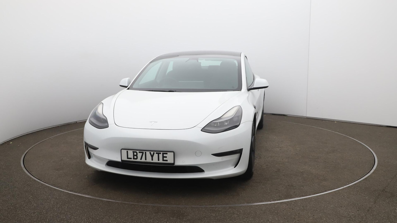 Used Tesla Model 3 2021 for sale - 76152517: Photo 19