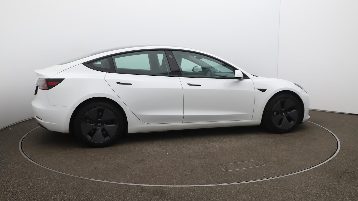 Used Tesla Model 3 2021 for sale - 76152517: Photo 31