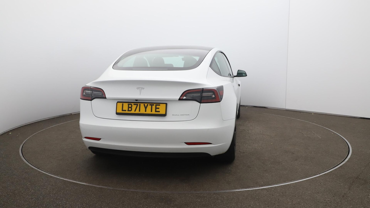 Used Tesla Model 3 2021 for sale - 76152517: Photo 37