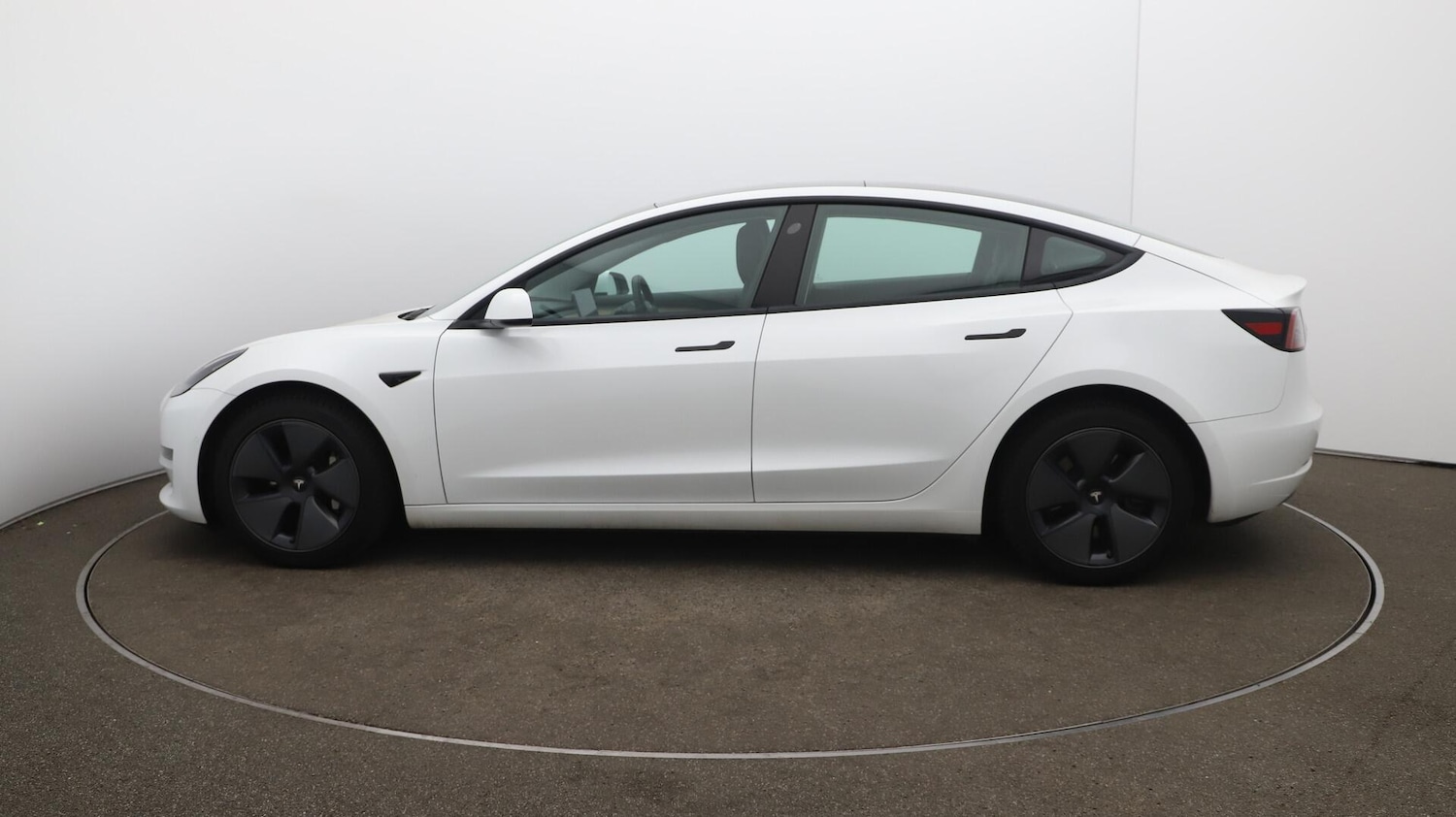 Used Tesla Model 3 2021 for sale - 76152517: Photo 44
