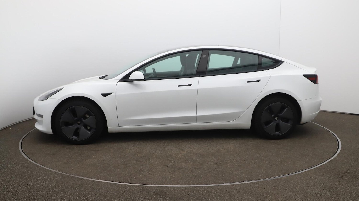Used Tesla Model 3 2021 for sale - 76152517: Photo 45