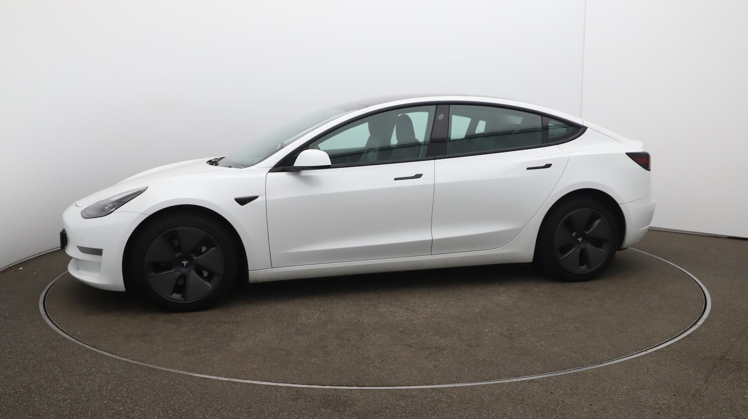 Used Tesla Model 3 2021 for sale - 76152517: Photo 46