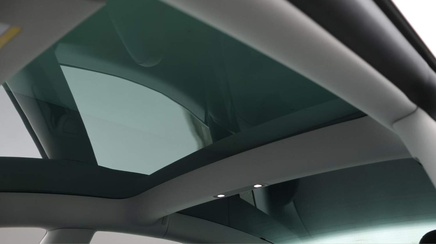 Used Tesla Model 3 2021 for sale - 76152517: Photo 6