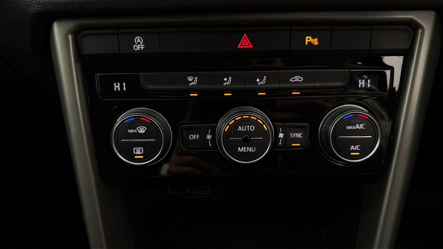 Used Volkswagen T-Roc 2020 for sale - 78053400: Photo 11