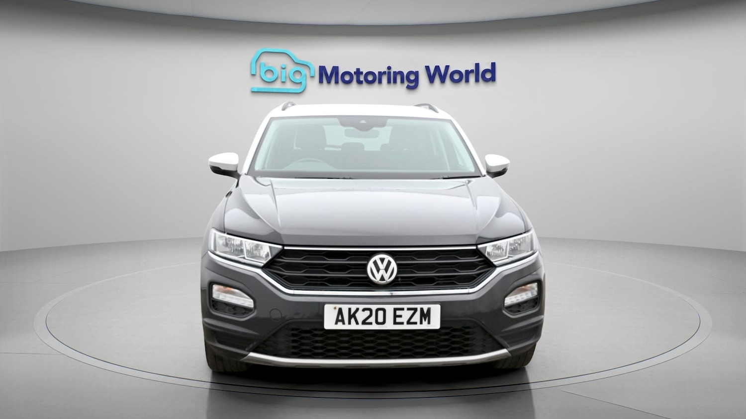 Used Volkswagen T-Roc 2020 for sale - 78053400: Photo 2