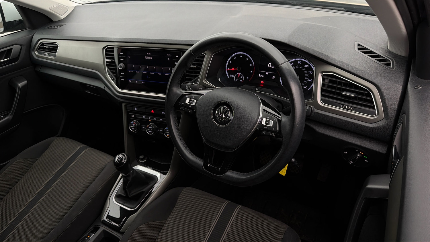 Used Volkswagen T-Roc 2020 for sale - 78053400: Photo 9