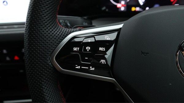 Used Volkswagen Golf 2023 for sale - 75334649: Photo 24