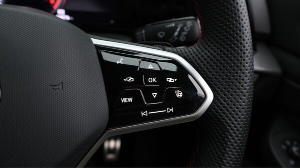 Used Volkswagen Golf 2023 for sale - 75334649: Photo 25