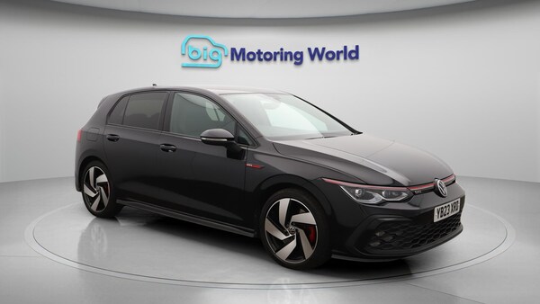 Used Volkswagen Golf 2023 for sale - 75334649: Photo 2