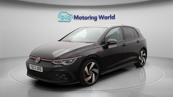 Used Volkswagen Golf 2023 for sale - 75334649: Photo 4