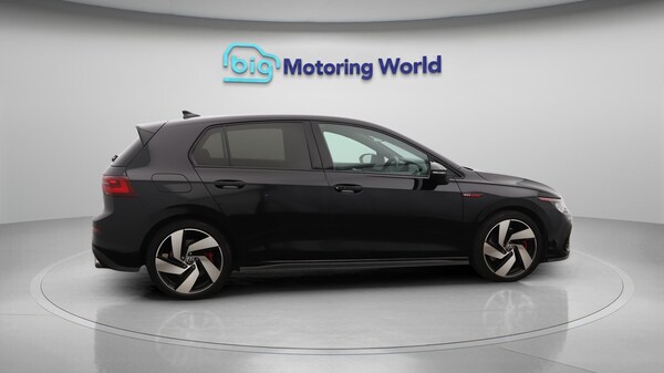 Used Volkswagen Golf 2023 for sale - 75334649: Photo 9