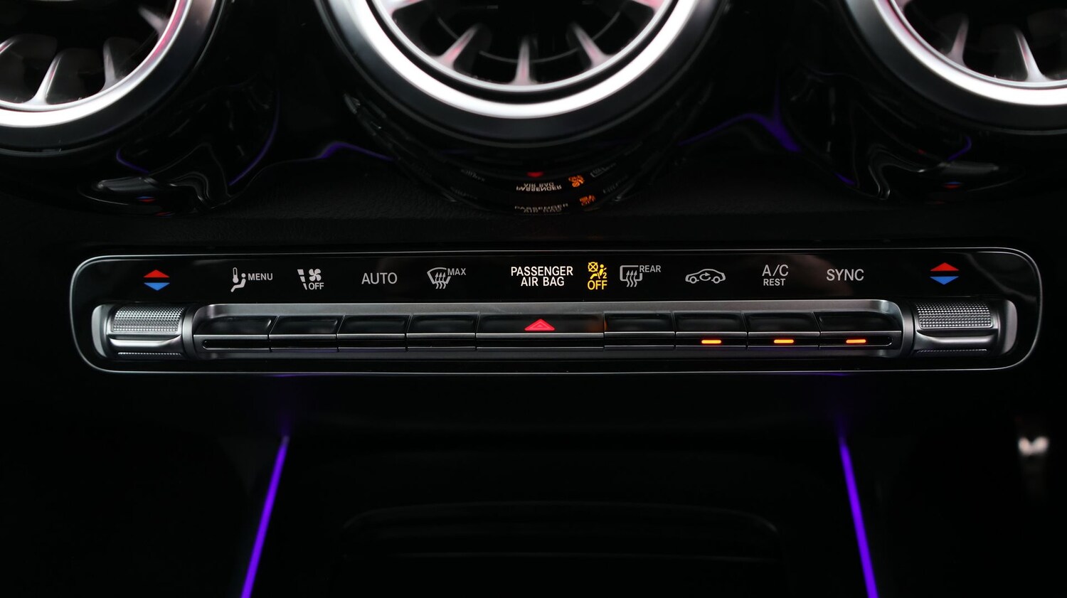 Used Mercedes-Benz GLB 2022 for sale - 77248065: Photo 12