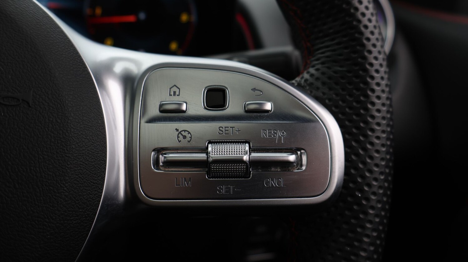 Used Mercedes-Benz GLB 2022 for sale - 77248065: Photo 30