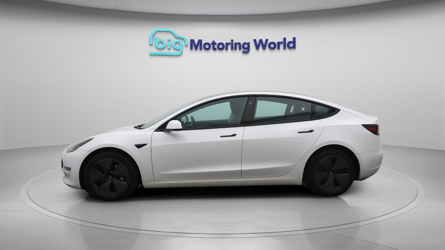 Used Tesla Model 3 2023 for sale - 76122995: Photo 5