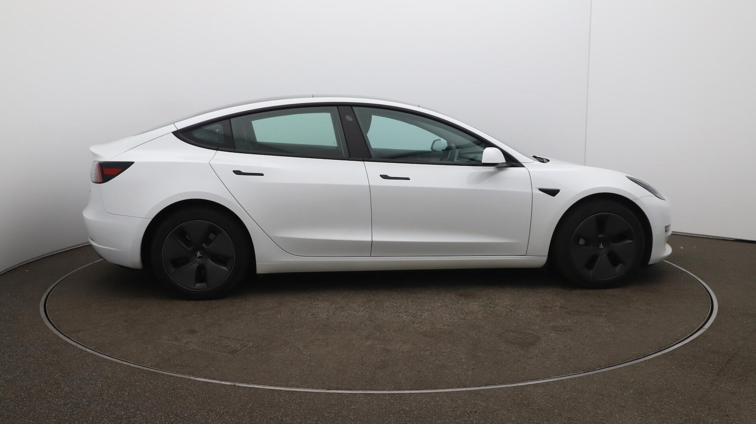 Used Tesla Model 3 2023 for sale - 76122995: Photo 50