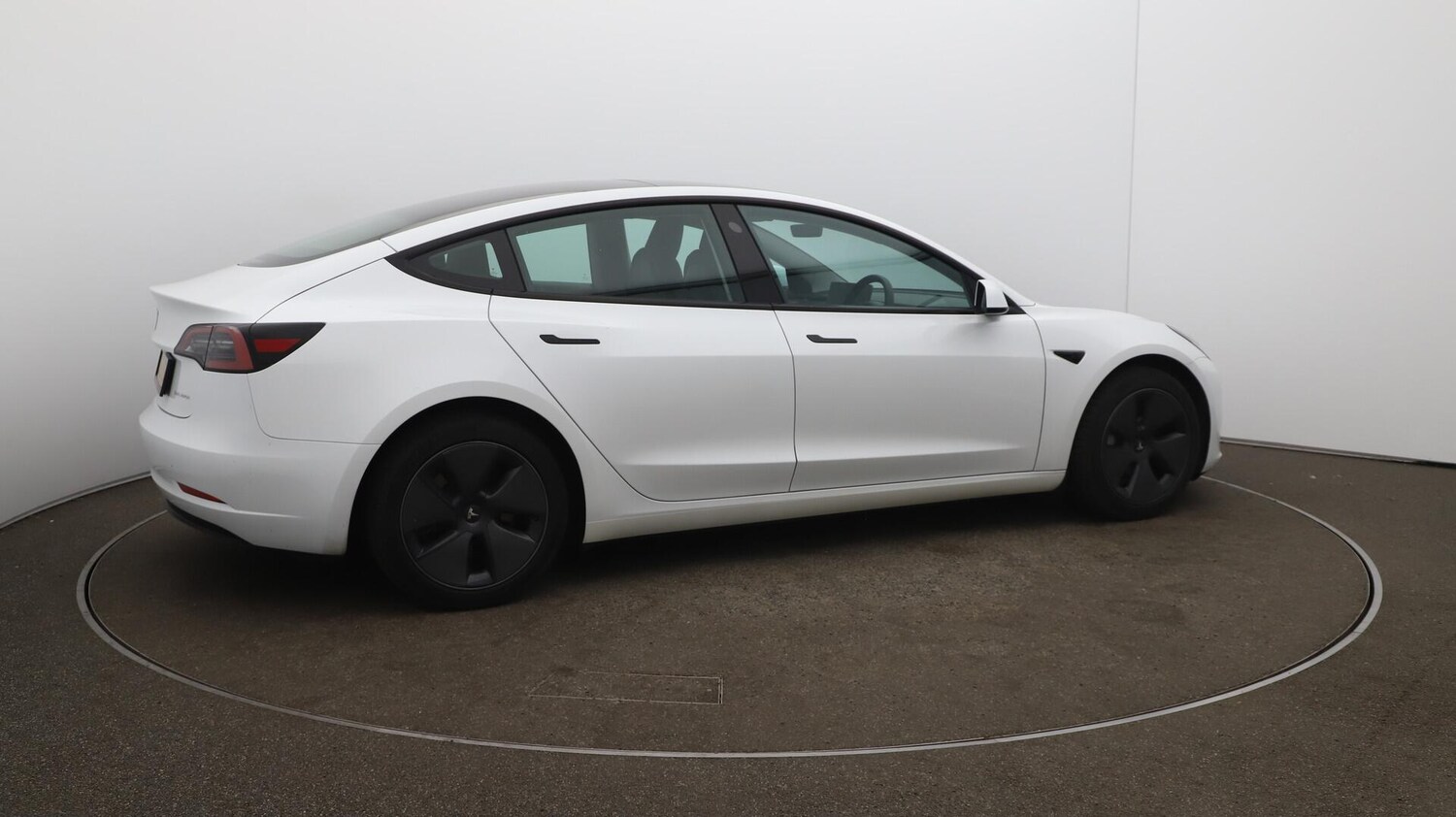 Used Tesla Model 3 2023 for sale - 76122995: Photo 52