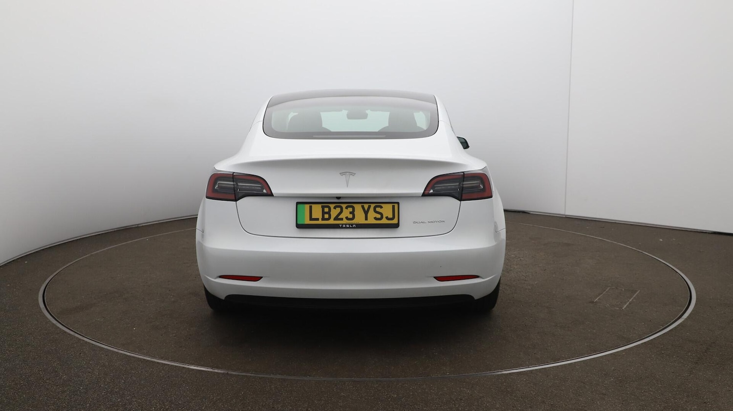 Used Tesla Model 3 2023 for sale - 76122995: Photo 59
