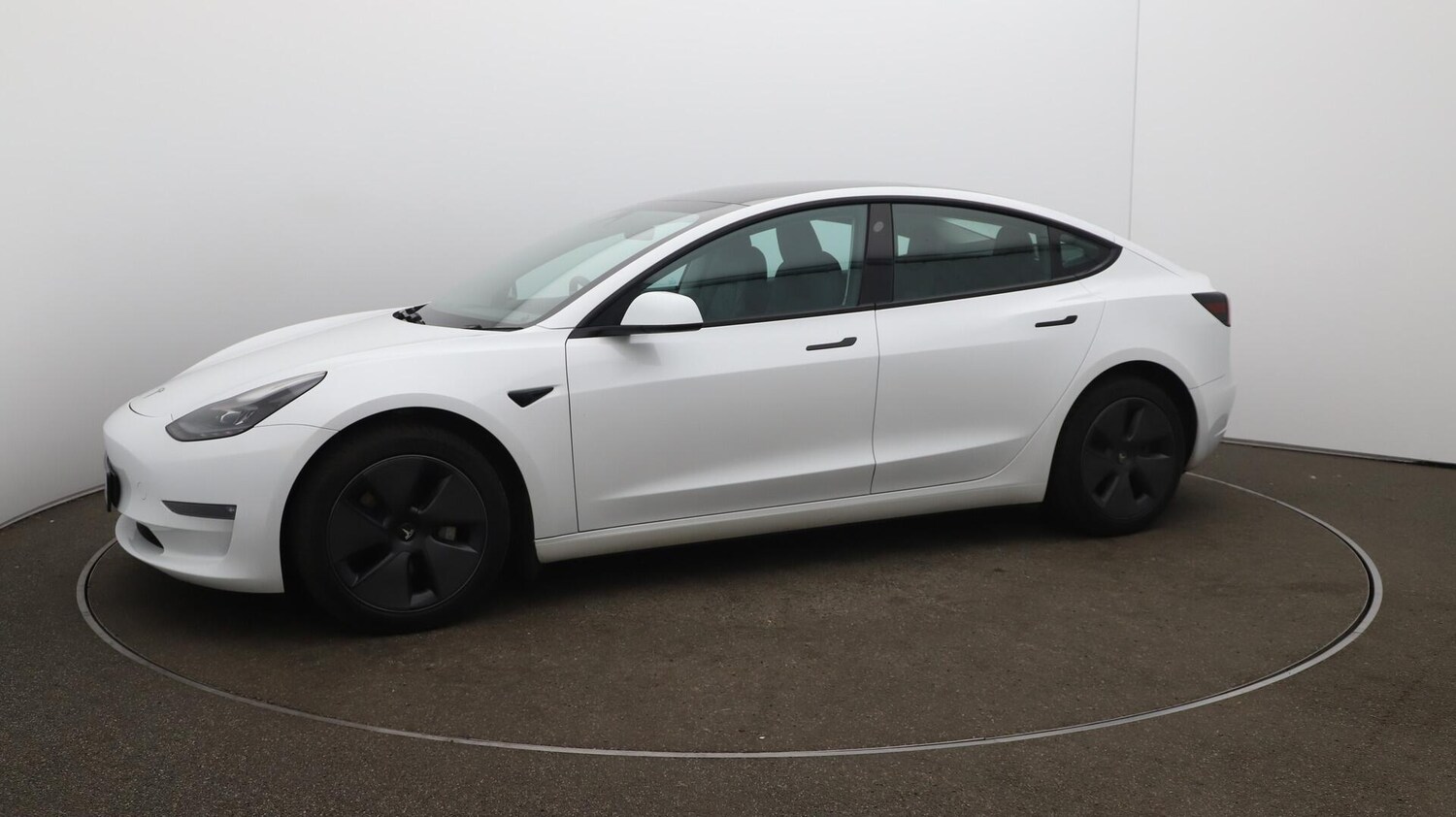 Used Tesla Model 3 2023 for sale - 76122995: Photo 67
