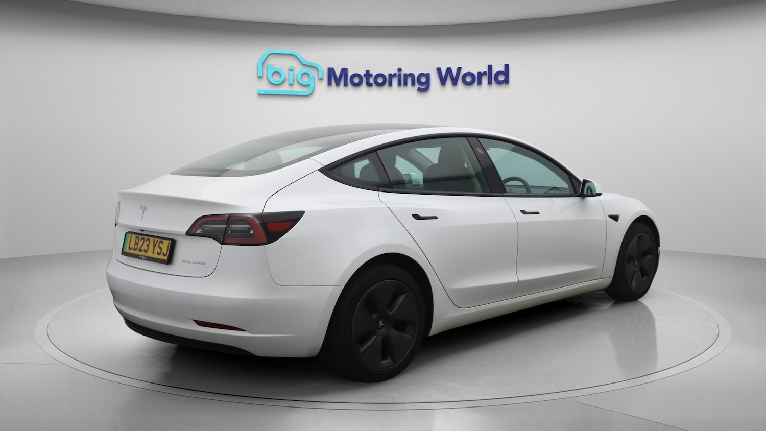 Used Tesla Model 3 2023 for sale - 76122995: Photo 8