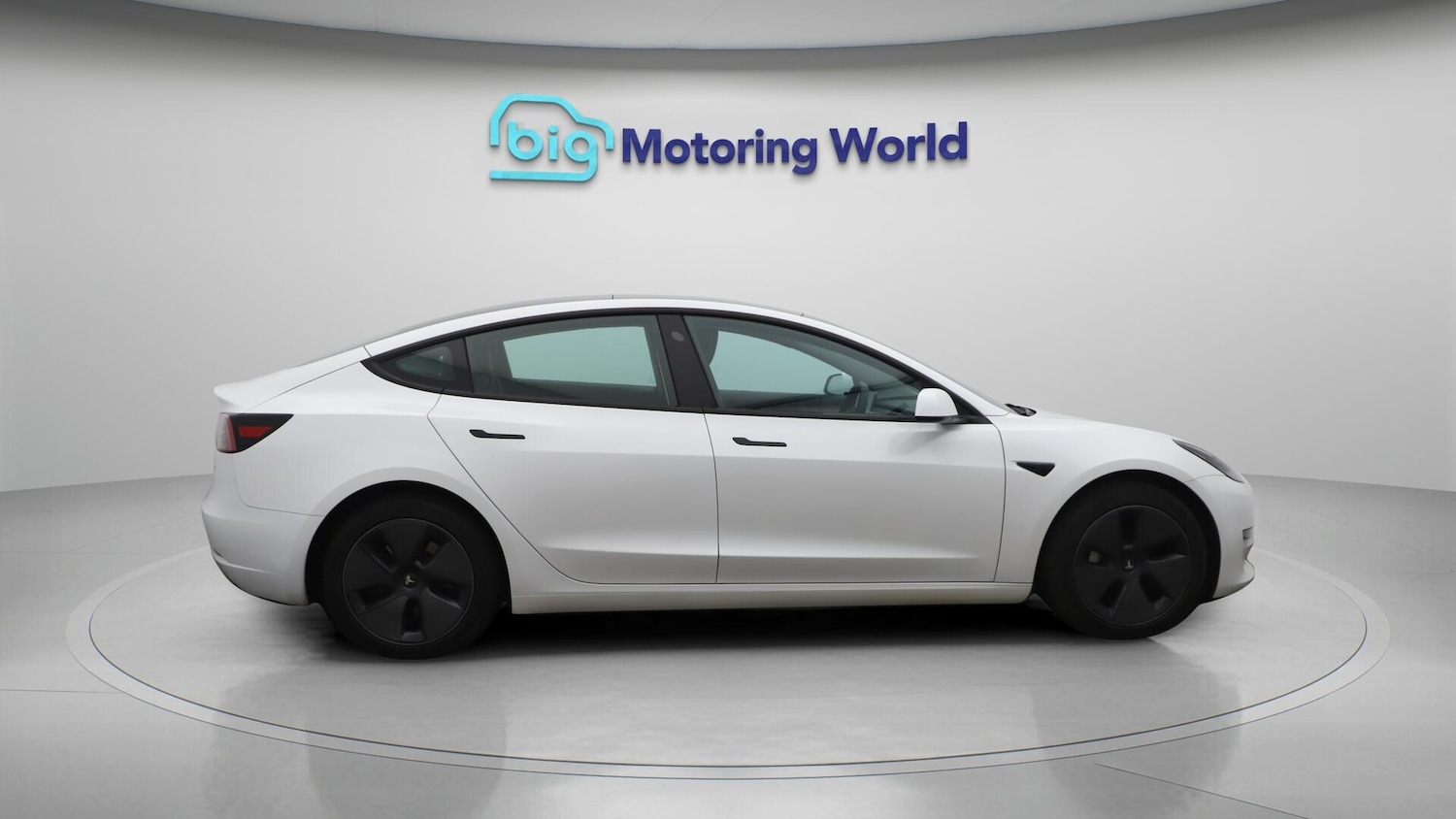 Used Tesla Model 3 2023 for sale - 76122995: Photo 9
