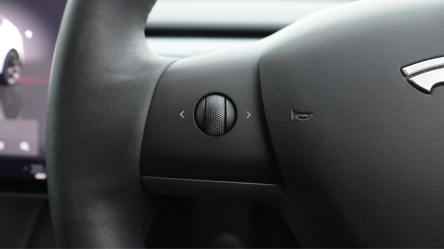 Used Tesla Model Y 2022 for sale - 76137151: Photo 43