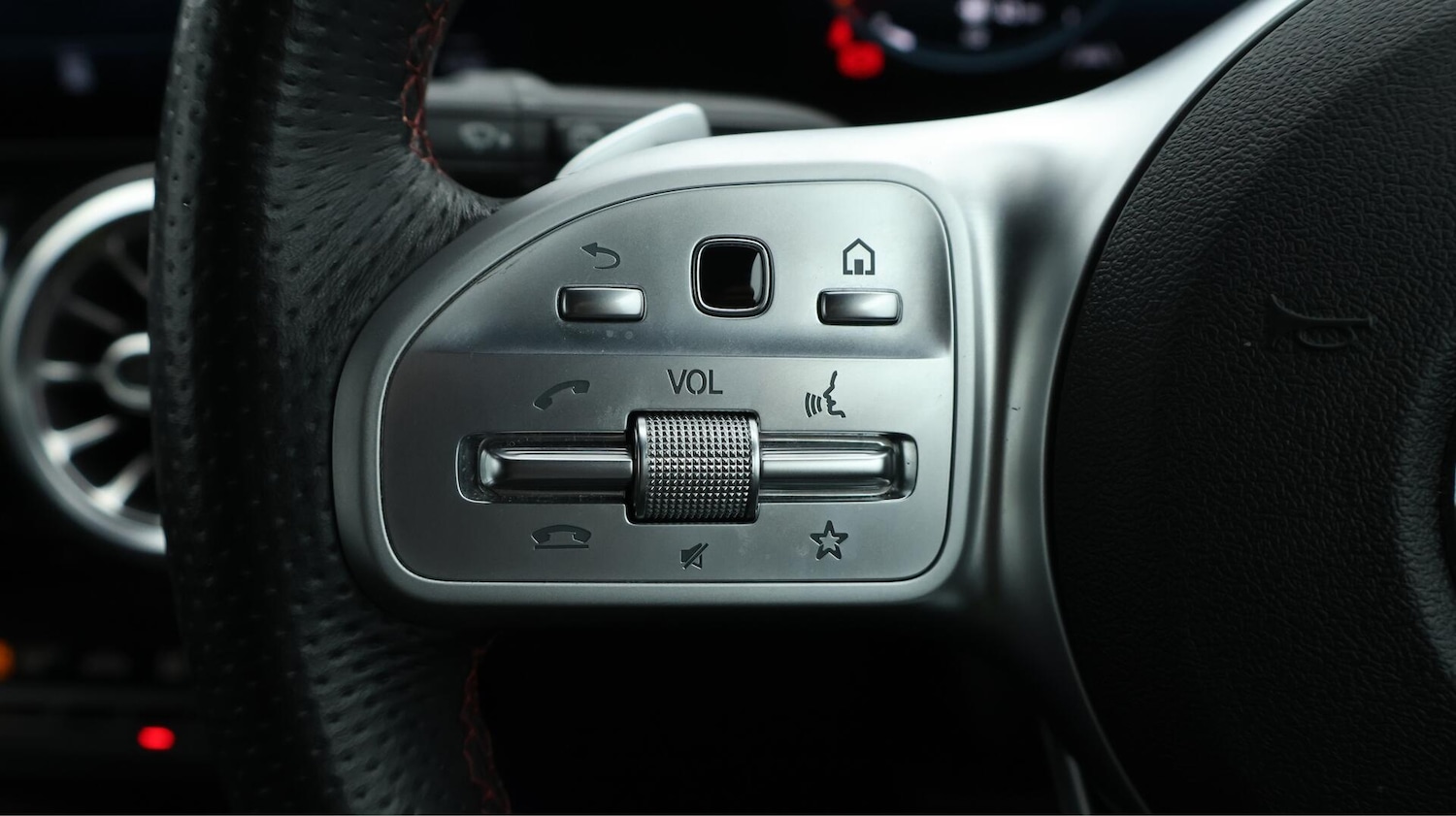 Used Mercedes-Benz GLB 2020 for sale - 76152555: Photo 45