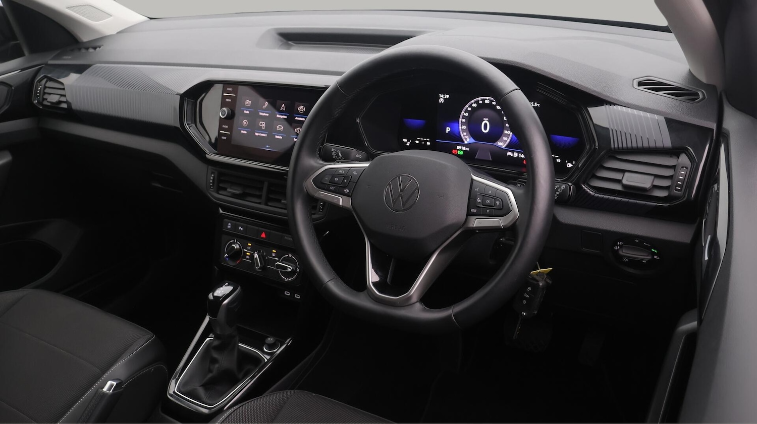 Used Volkswagen T-Cross 2024 for sale - 76512327: Photo 10