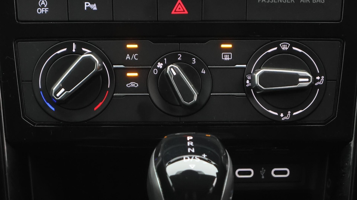 Used Volkswagen T-Cross 2024 for sale - 76512327: Photo 13