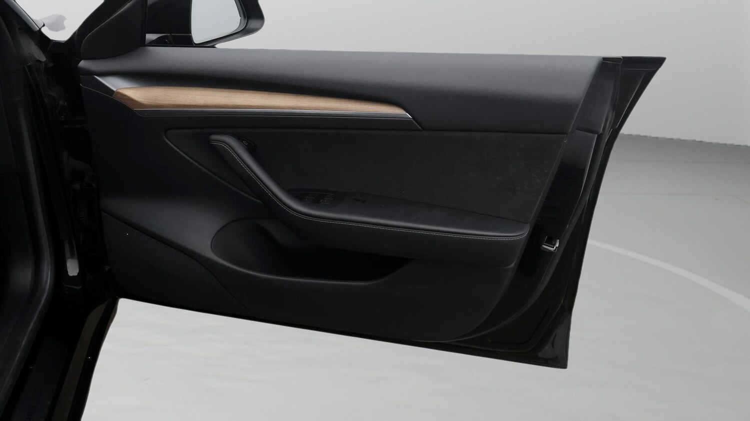 Used Tesla Model 3 2021 for sale - 77700952: Photo 15