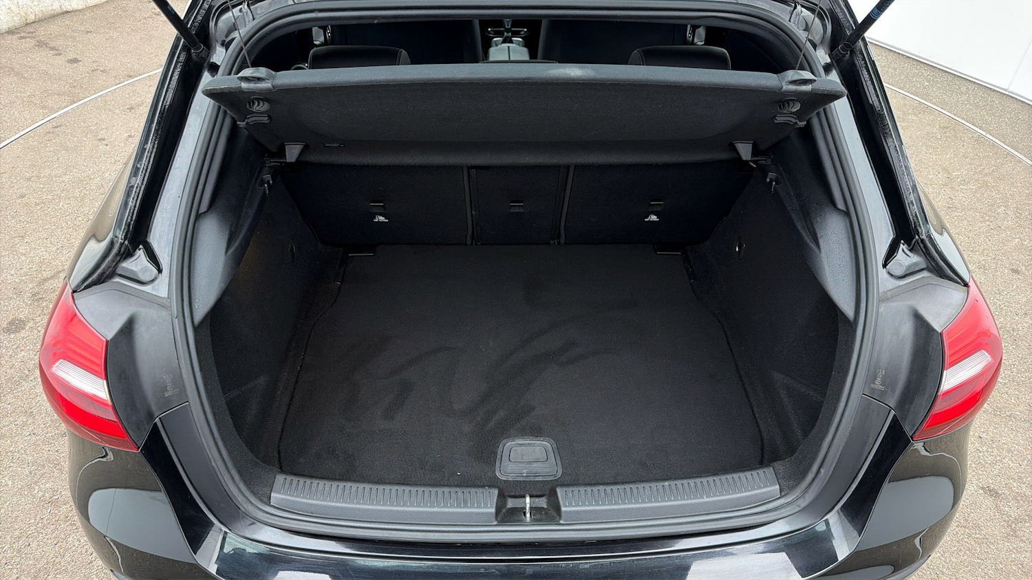 Used Mercedes-Benz A-Class 2020 for sale - 78043337: Photo 16