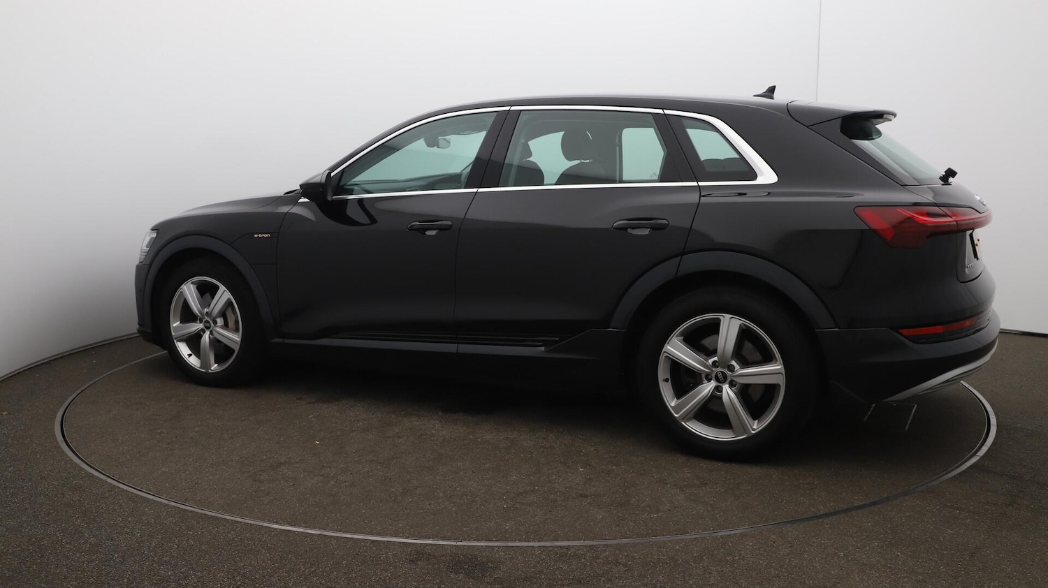 Used Audi e-tron 2021 for sale - 76099217: Photo 48