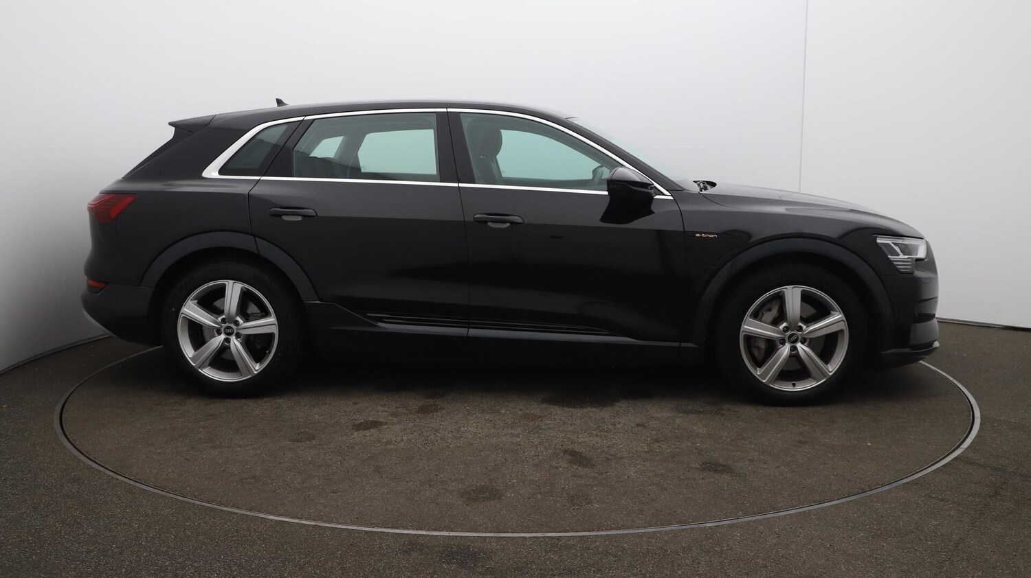 Used Audi e-tron 2021 for sale - 76099217: Photo 50