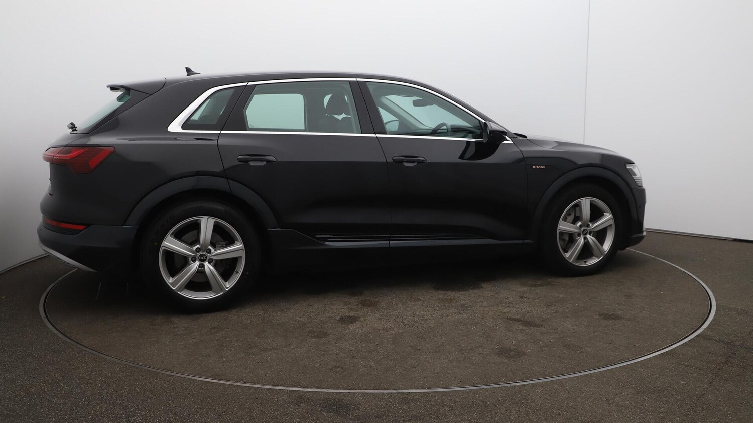 Used Audi e-tron 2021 for sale - 76099217: Photo 52
