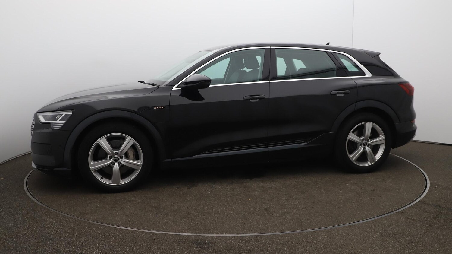 Used Audi e-tron 2021 for sale - 76099217: Photo 67