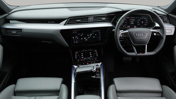 Used Audi e-tron 2021 for sale - 75622723: Photo 14
