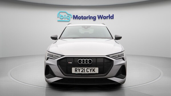 Used Audi e-tron 2021 for sale - 75622723: Photo 3
