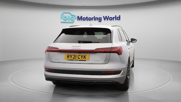 Used Audi e-tron 2021 for sale - 75622723: Photo 7