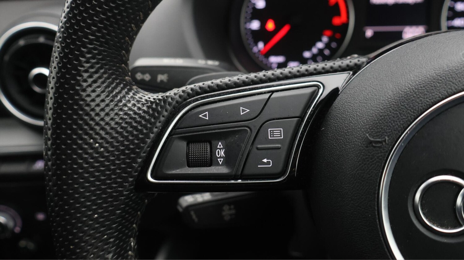 Used Audi Q2 2020 for sale - 76370071: Photo 25