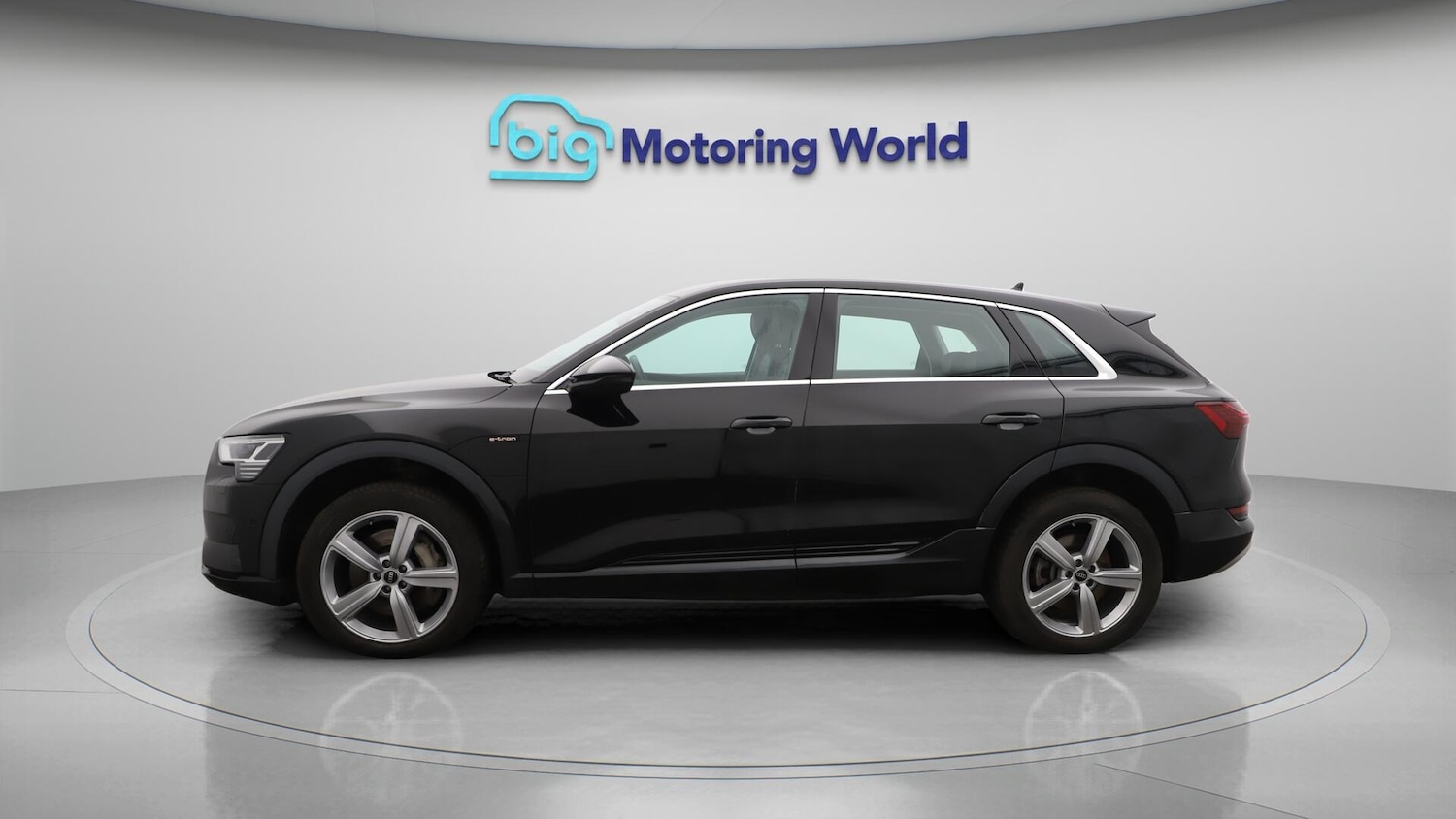 Used Audi e-tron 2022 for sale - 76585337: Photo 5