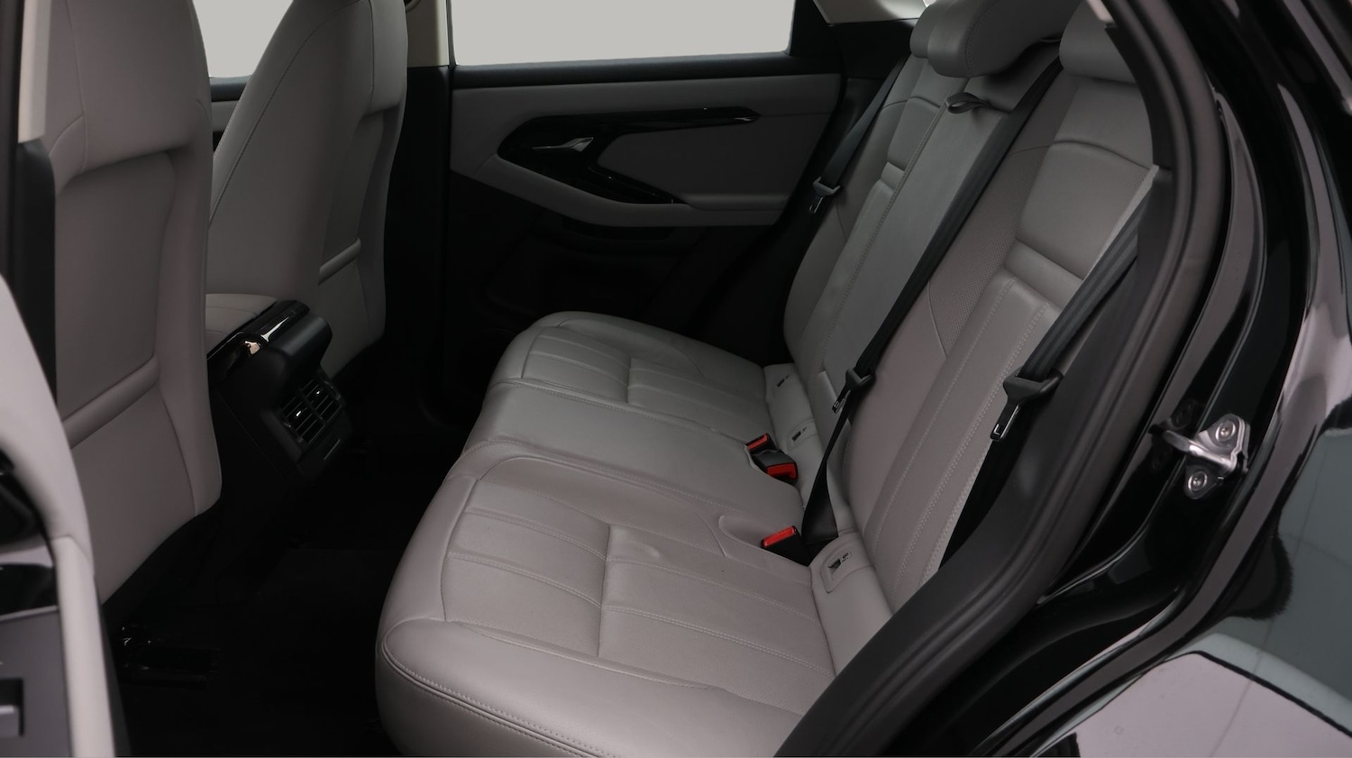 Used Land Rover Range Rover Evoque 2024 for sale - 78018140: Photo 16