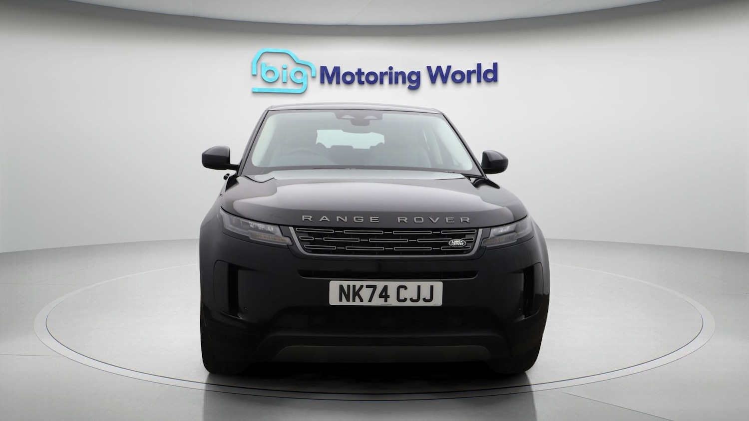 Used Land Rover Range Rover Evoque 2024 for sale - 78018140: Photo 2