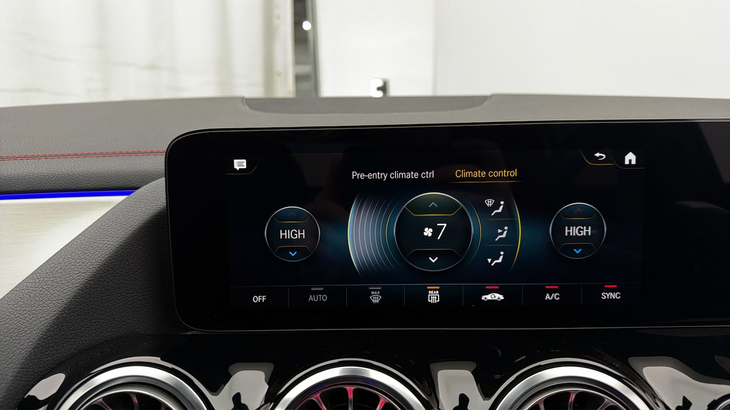 Used Mercedes-Benz EQA 2023 for sale - 77903395: Photo 11