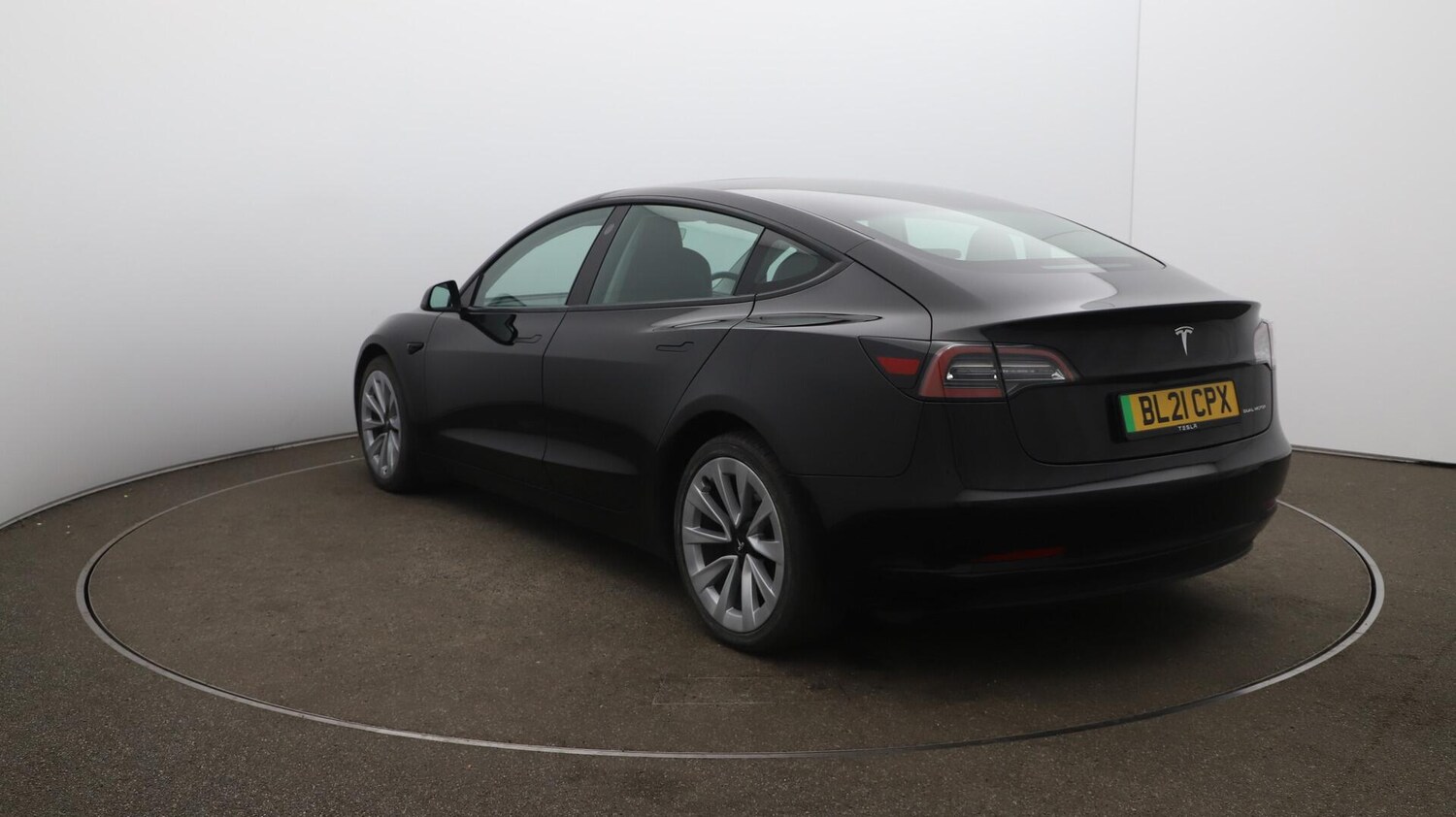Used Tesla Model 3 2021 for sale - 76122650: Photo 62