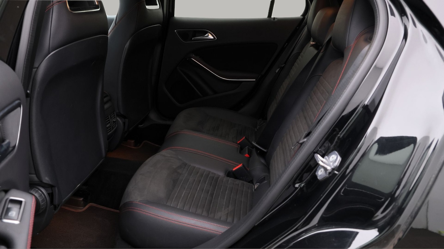 Used Mercedes-Benz GLA 2019 for sale - 77650369: Photo 16