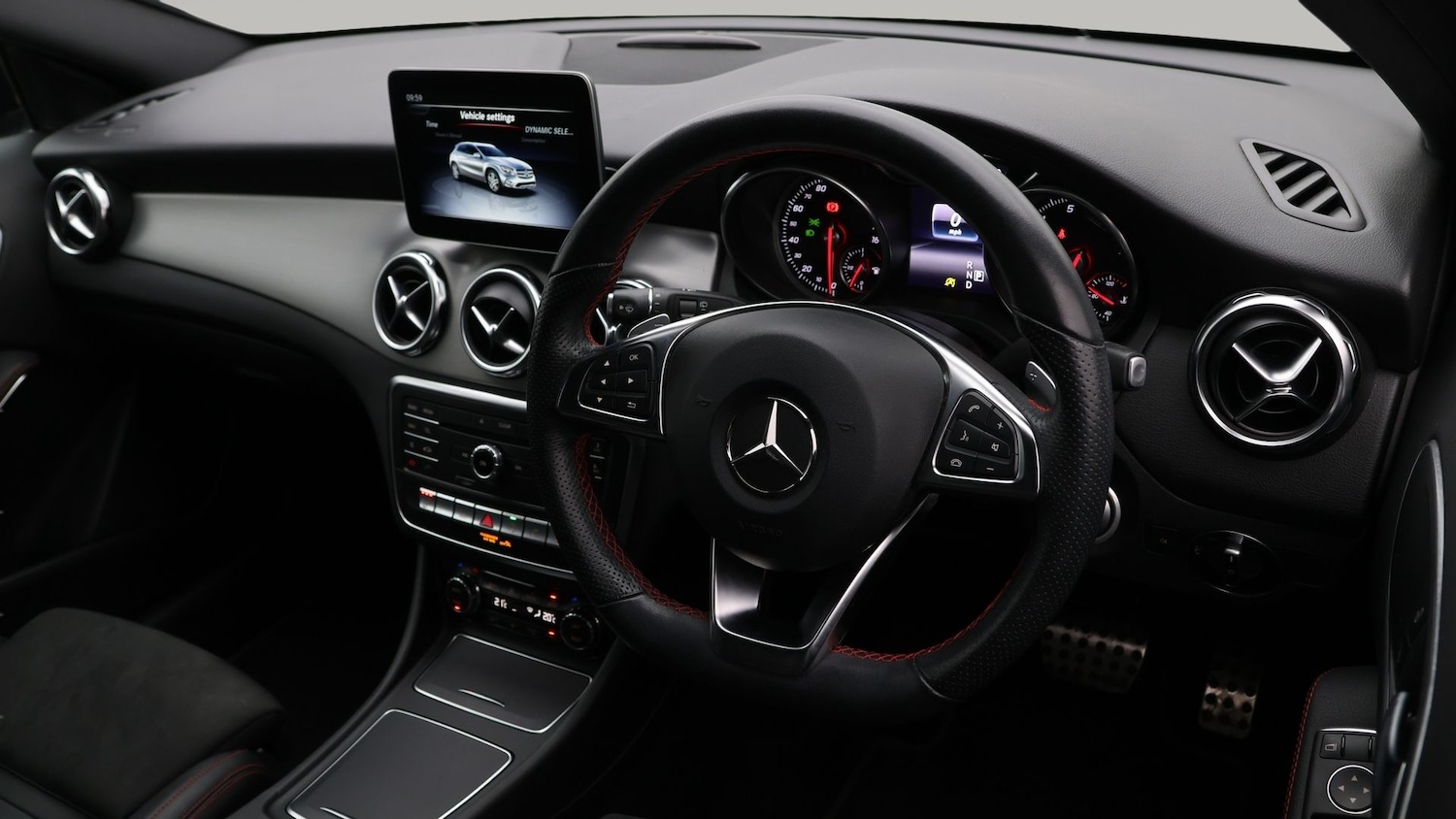 Used Mercedes-Benz GLA 2019 for sale - 77650369: Photo 9