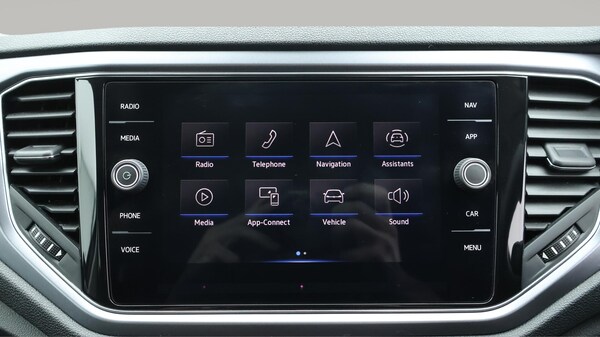 Used Volkswagen T-Roc for sale - 76247746: Photo 12