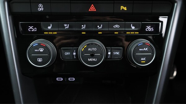 Used Volkswagen T-Roc for sale - 76247746: Photo 13
