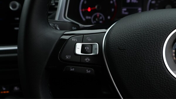 Used Volkswagen T-Roc for sale - 76247746: Photo 26